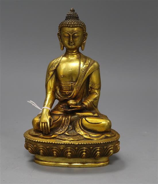 A Chinese bronze figure of Buddha Shakyamuni height 20cm